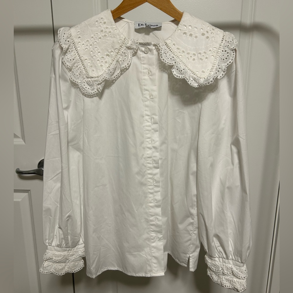 En Saison White Lace Collar Button Down Shirt/Blouse